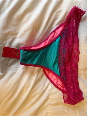 Doll swimwear Maui Jade & Fuschia Lace Band Bottoms